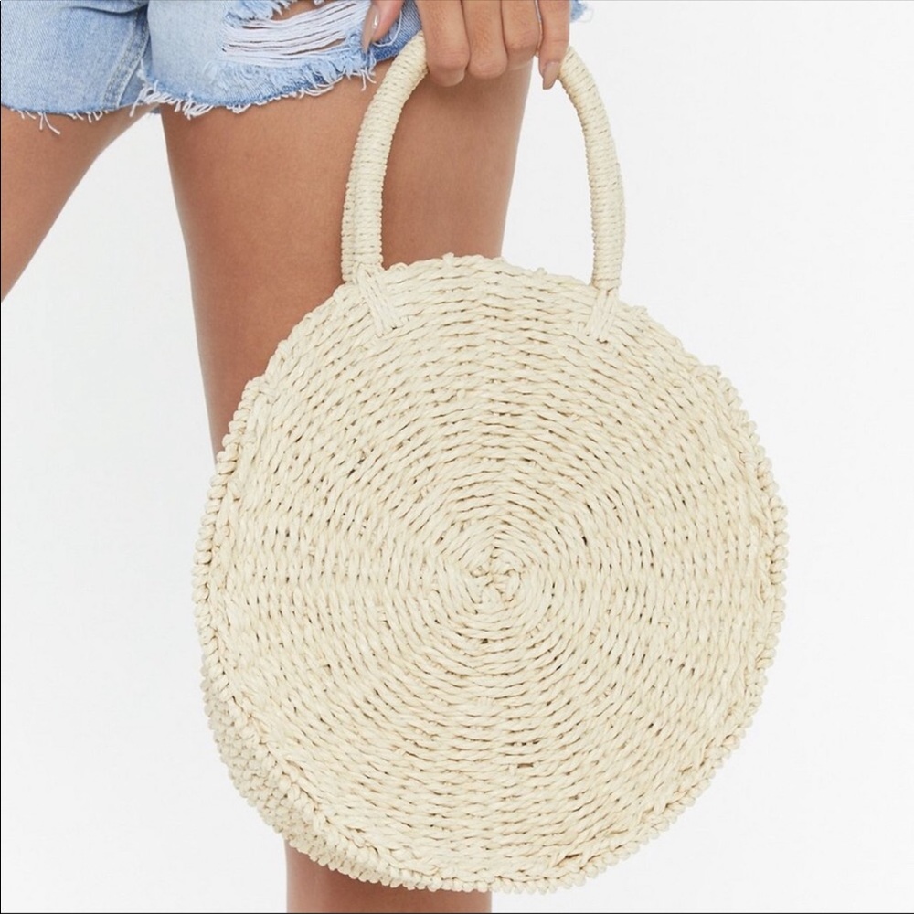 Round Woven Cream Bag - Picture 1 of 2